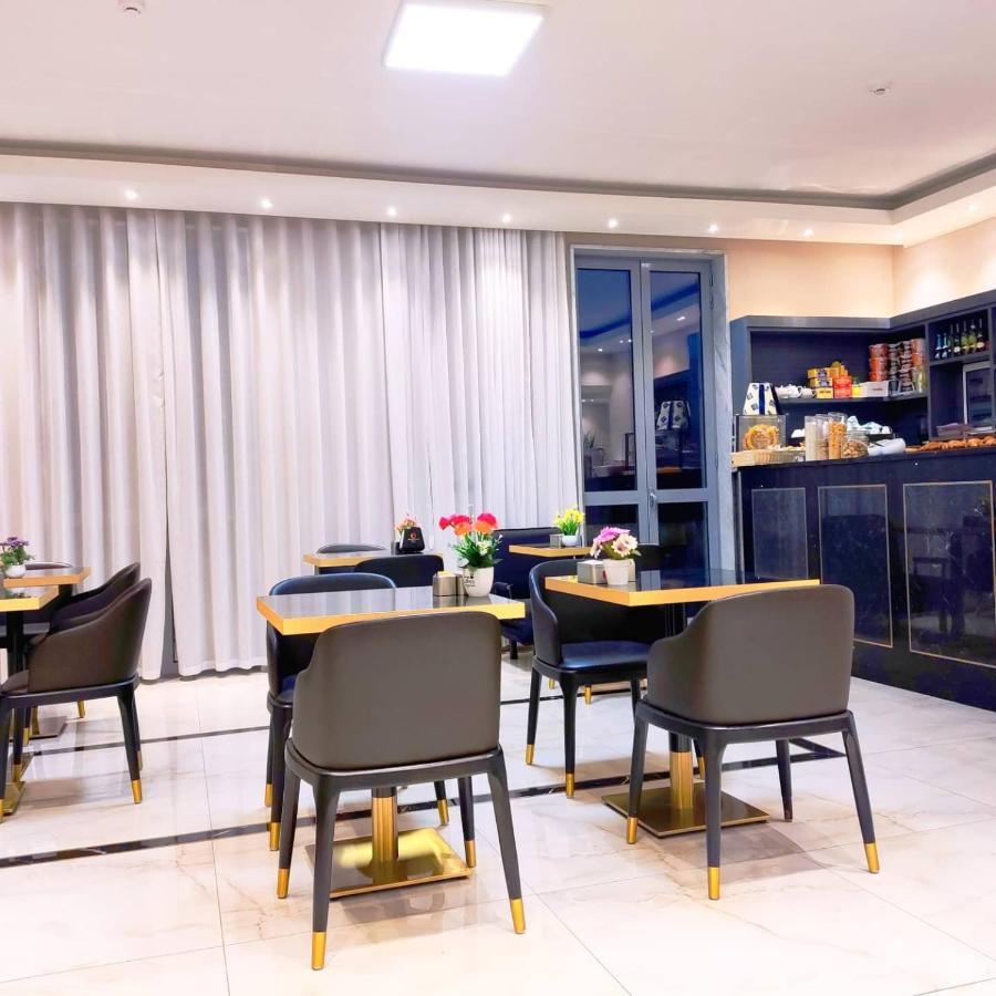 Hotel Folen ميلان المظهر الخارجي الصورة